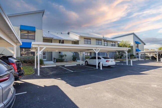 Foto del edificio - 1401 NE 14th Ct