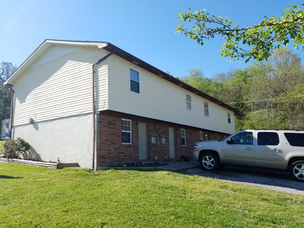 Foto principal - 593 Scott Ave
