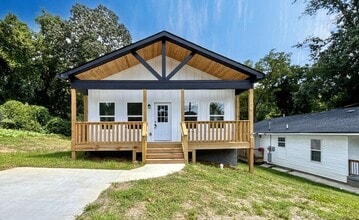 Building Photo - 4012 14th Ave