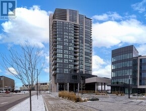 Building Photo - 15 Lynch St