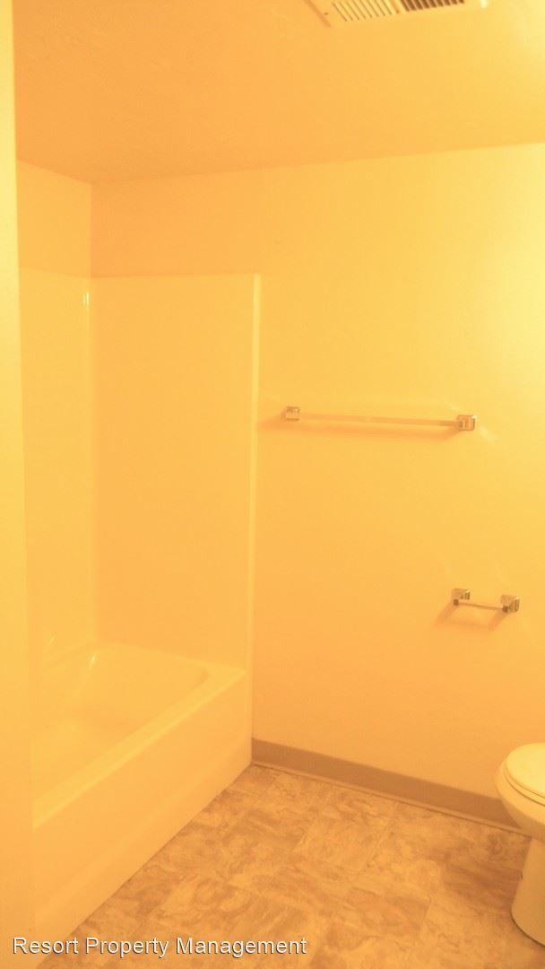 Foto del edificio - 4 br, 2 bath House - 590 N. Stephanie St.