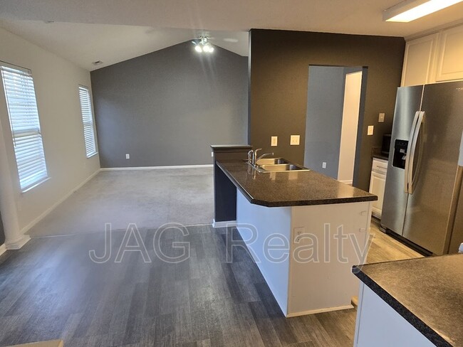 Building Photo - 1142 Stallings Rd