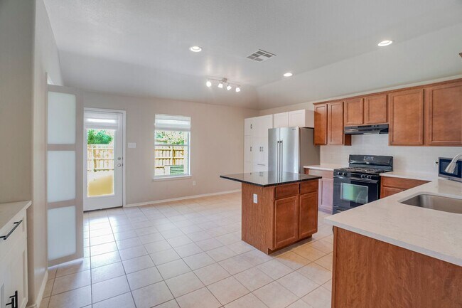 Foto del edificio - Charming 3 Bdrm in Pflugerville