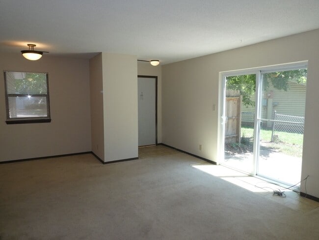Foto del edificio - 2 bedroom 1 bath in West Columbia