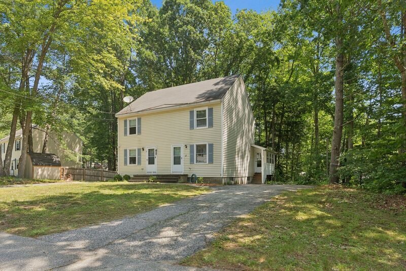 Primary Photo - 5 Woodvale Ct