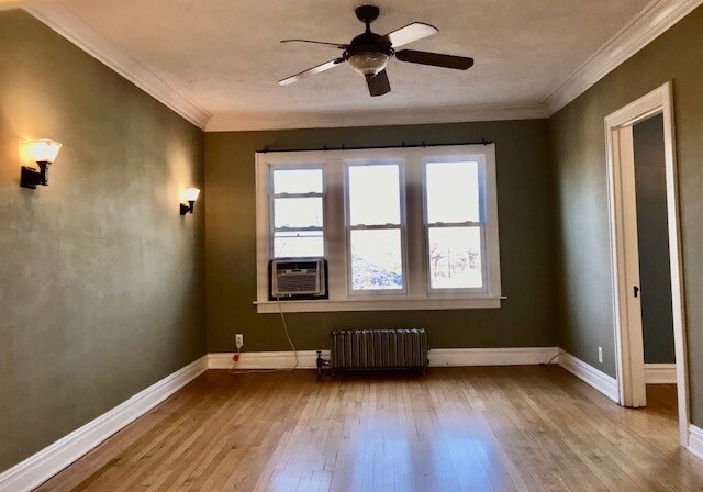 Building Photo - 211 W Quincy St