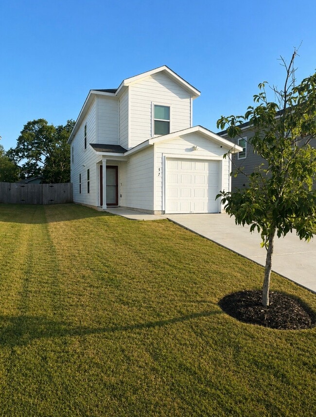 Building Photo - 57 Trinity Cir