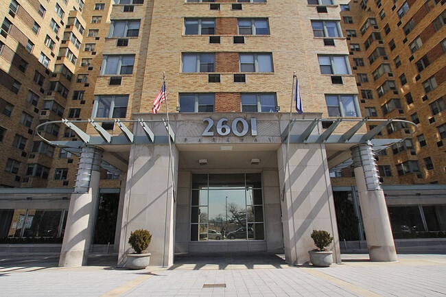 Building Photo - 2601 Pennsylvania Ave