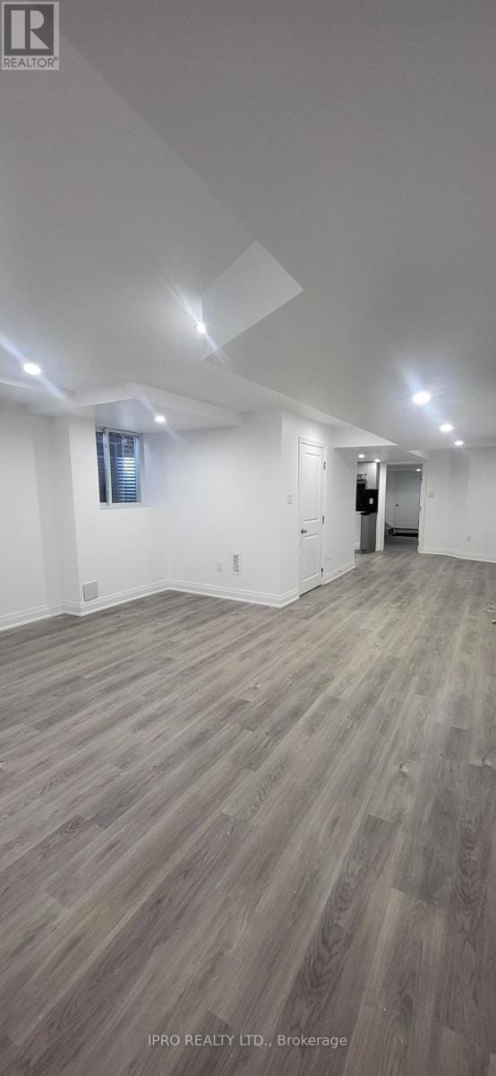 Building Photo - 2117 Coppermine St
