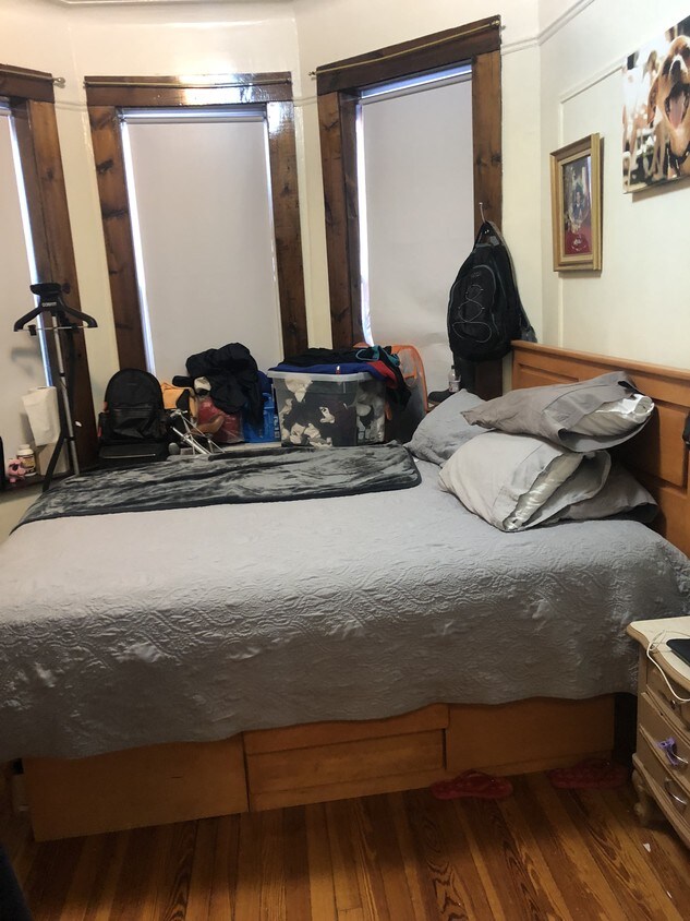 Foto principal - 32-17 42nd St