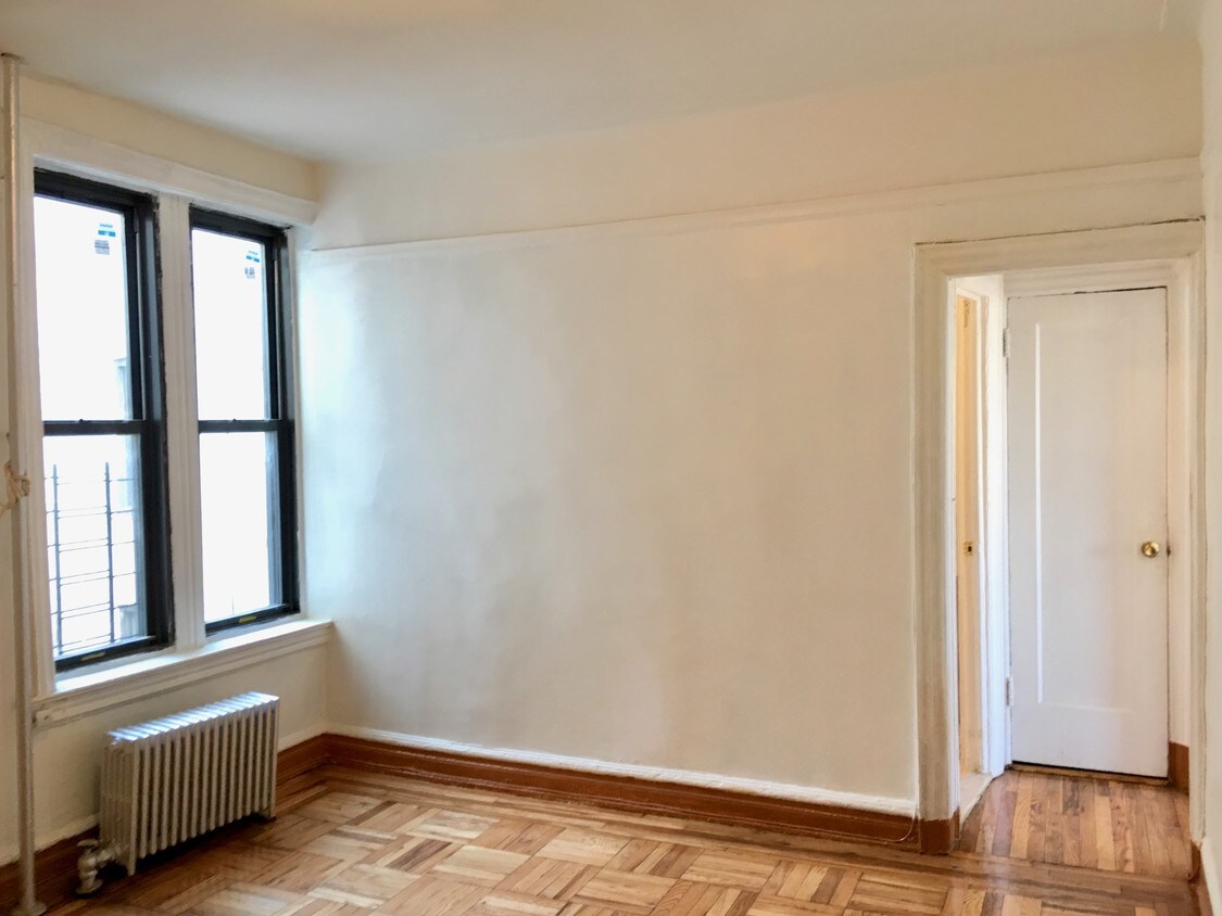 Primary Photo - 416 Rockaway Pkwy