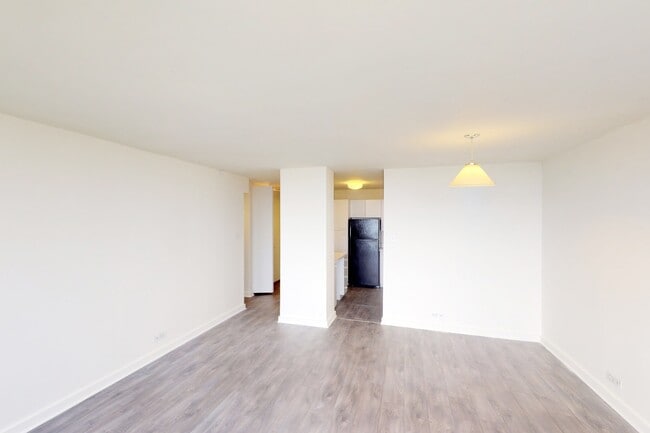 Interior Photo - Regents Park
