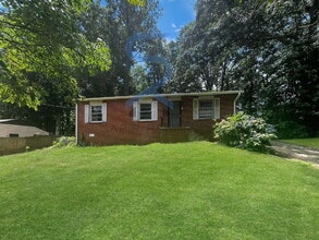 Building Photo - 1017 Rebel Forest Dr SE