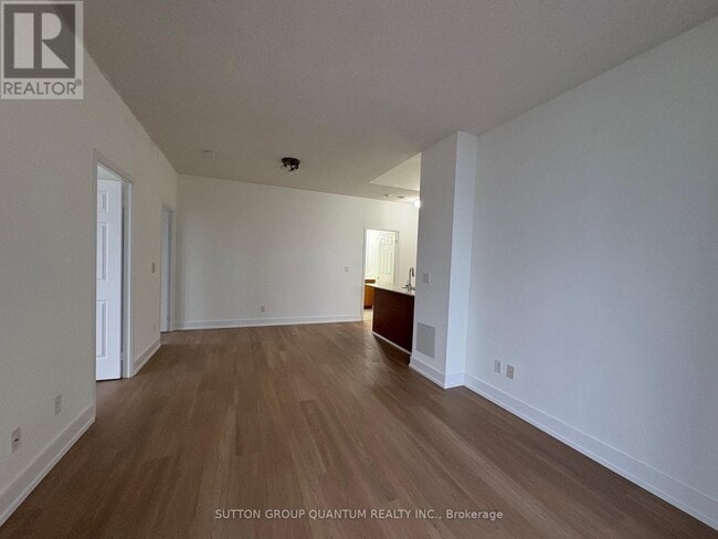 Building Photo - 388 Prince of Wales Dr