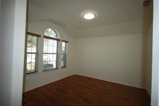 Building Photo - 6846 Springfield Garden Ln
