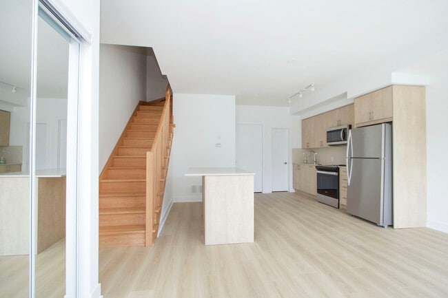 Building Photo - Contemporary 3-Bedroom Townhouse for Rent ...