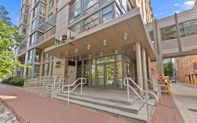 Entrada del edificio - 440 L St NW