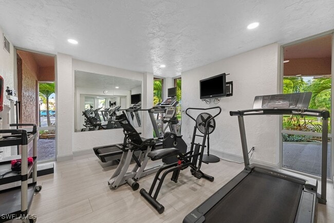 Foto del edificio - 170 Turtle Lake Ct