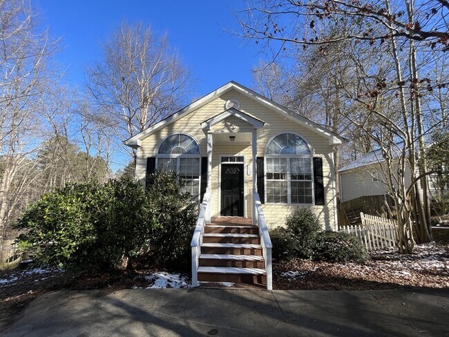 Building Photo - 3615 Hudson Dr