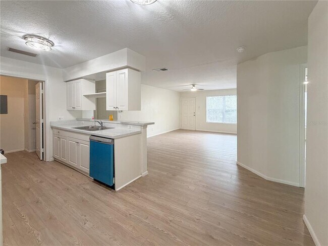 Foto del edificio - 36101 Deer Creek Dr