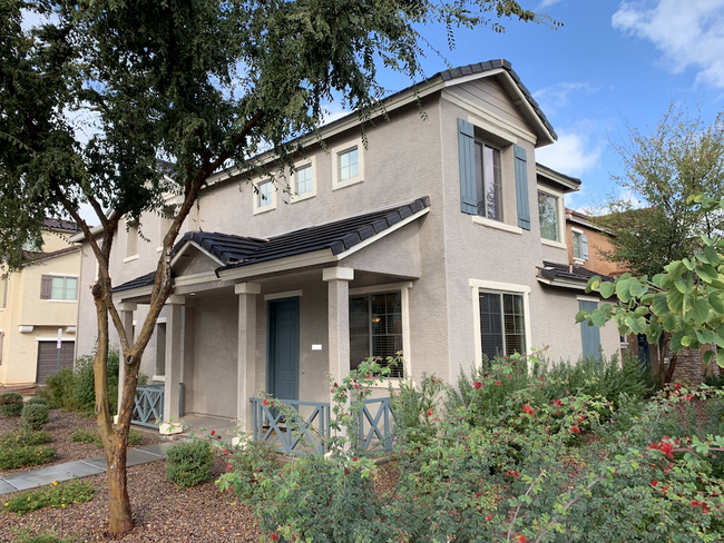 Photo - 1736 E Joseph Way House