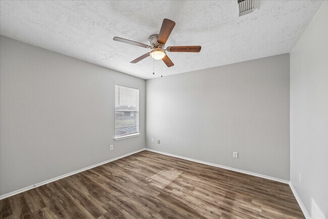 Foto del edificio - 21211 Grand Linden Ct