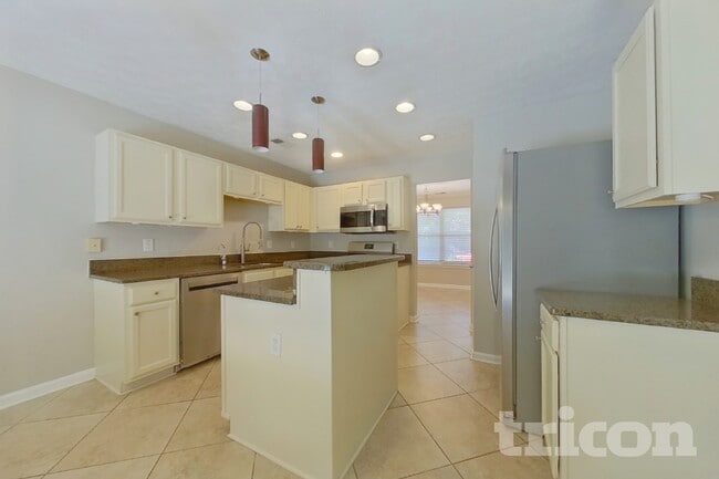 Building Photo - 2877 Golden Club Bend