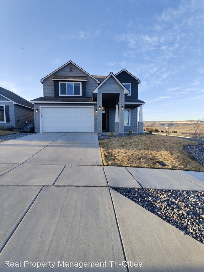 Building Photo - 4 br, 2.5 bath House - 4877 Corvina St.