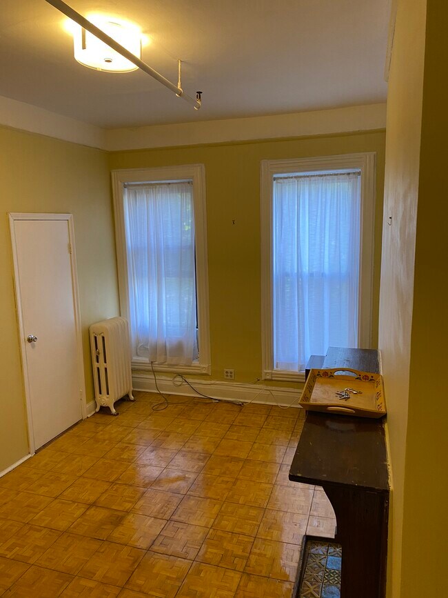 Foto del edificio - 356 W 118th St