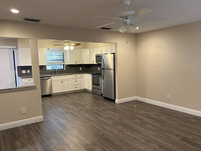 Foto del edificio - 2 Bedroom 2 Bathroom in St Cloud