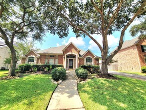 Building Photo - 6006 Briar Hill Ct