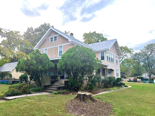 Photo - Bellevue - 2 Bedroom Apartment