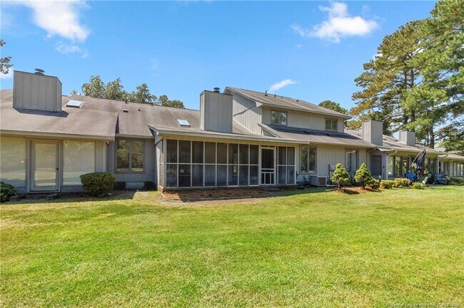 Foto del edificio - 2944 Wedgeview Dr