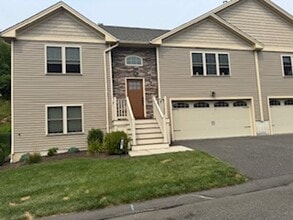 Building Photo - 717 Northampton St Building Photo - 717 Northampton St