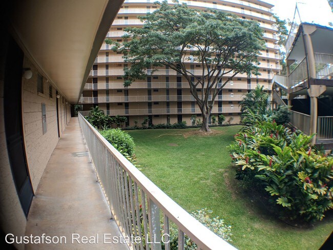 Building Photo - 95-249-227 Waikalani Dr