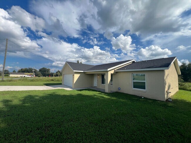 Building Photo - 3 BD/2BA Home in Beautiful Ocala!!!