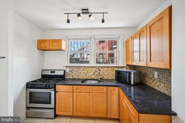 Foto del edificio - 2324 S Mildred St