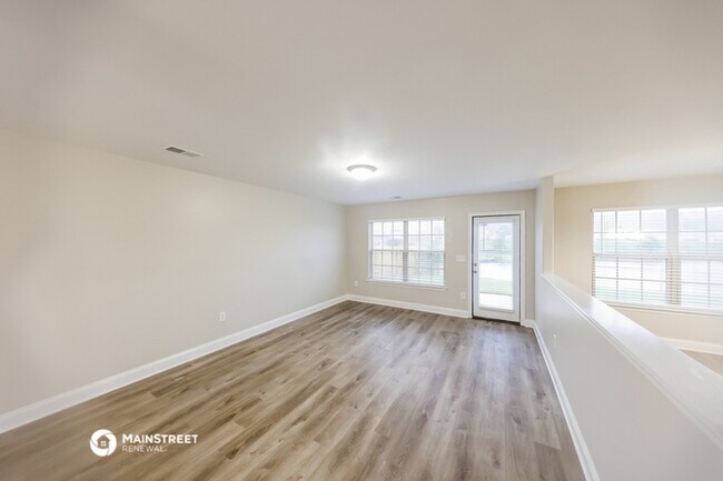 Building Photo - 105 Hidden Trace Ct