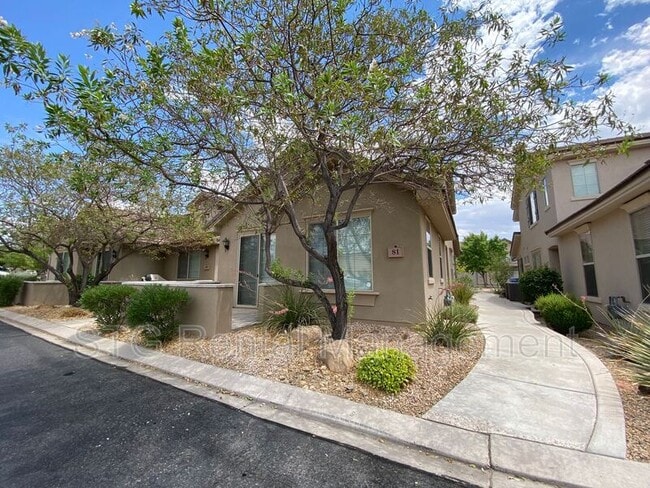 Building Photo - 3439 S Barcelona Dr