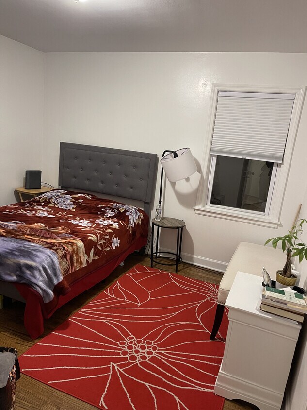 Foto principal - 5323 N Rockwell St