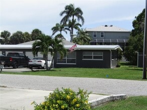 Building Photo - 603 Roberts Bay Dr