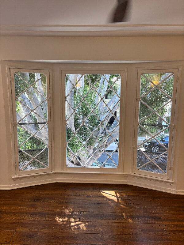 Foto del edificio - 458 1/2 N Orange Grove Ave