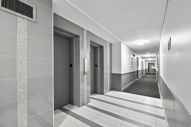 Photo du bâtiment - 24 Tyndall Avenue