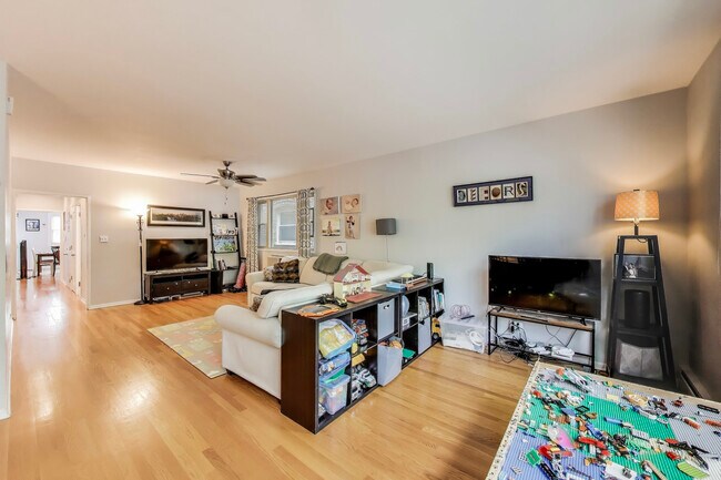 Foto del edificio - 5140 N Leavitt St