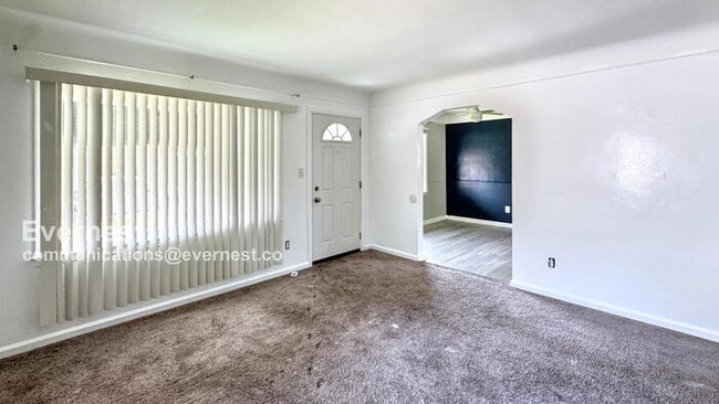 Building Photo - 11483 Faust Ave