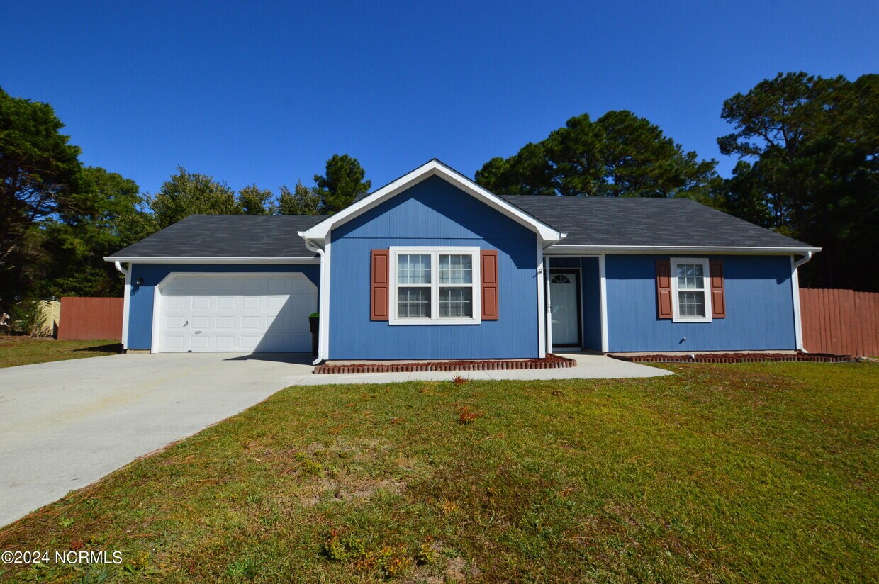 Primary Photo - 215 Parnell Rd