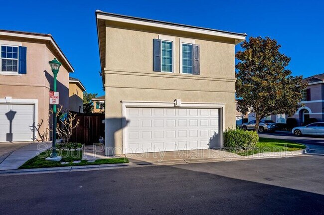 Building Photo - 4350 Milano Way