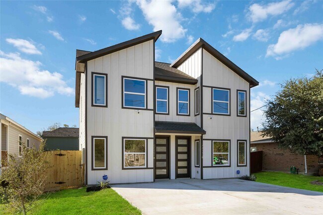 Foto del edificio - 5523 Haight St