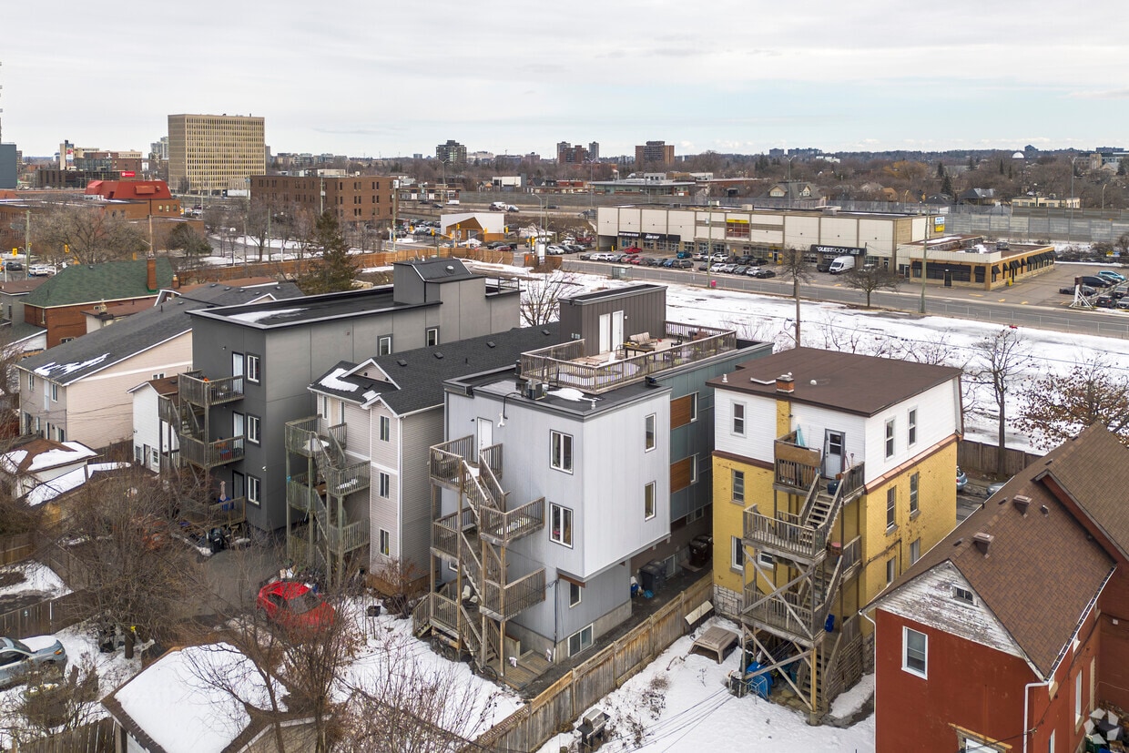 Aerial Photo - 107 Arlington Av