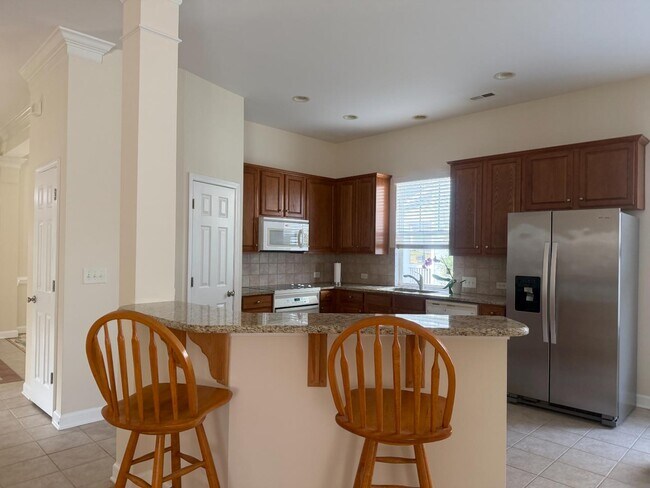 Foto del edificio - 9315 Rosalyn Glen Rd